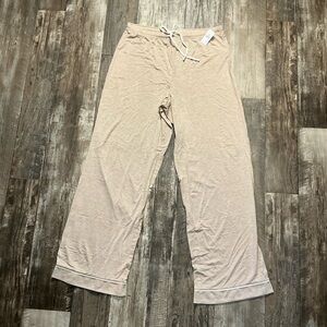 GAP Women's Extra Soft Pajama Pants - Cream Size Small